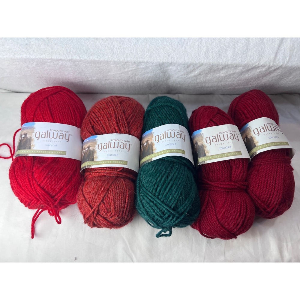 Plymouth Yarn Galway Worsted 100% Pure Wool Yarn 5 Skeins Red Green Holiday Lot